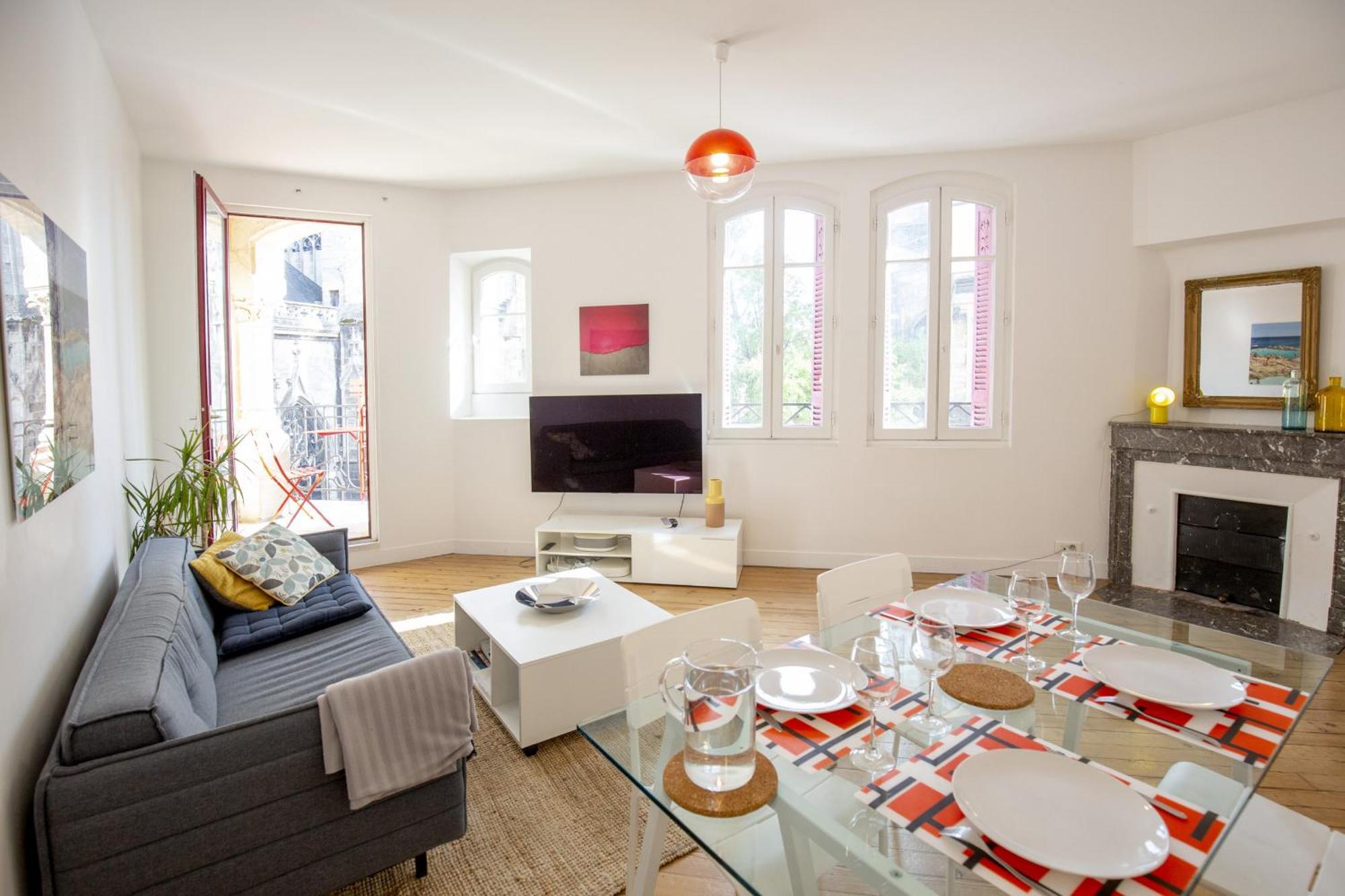 Place Saint Michel Apartment Bordeaux Exteriér fotografie